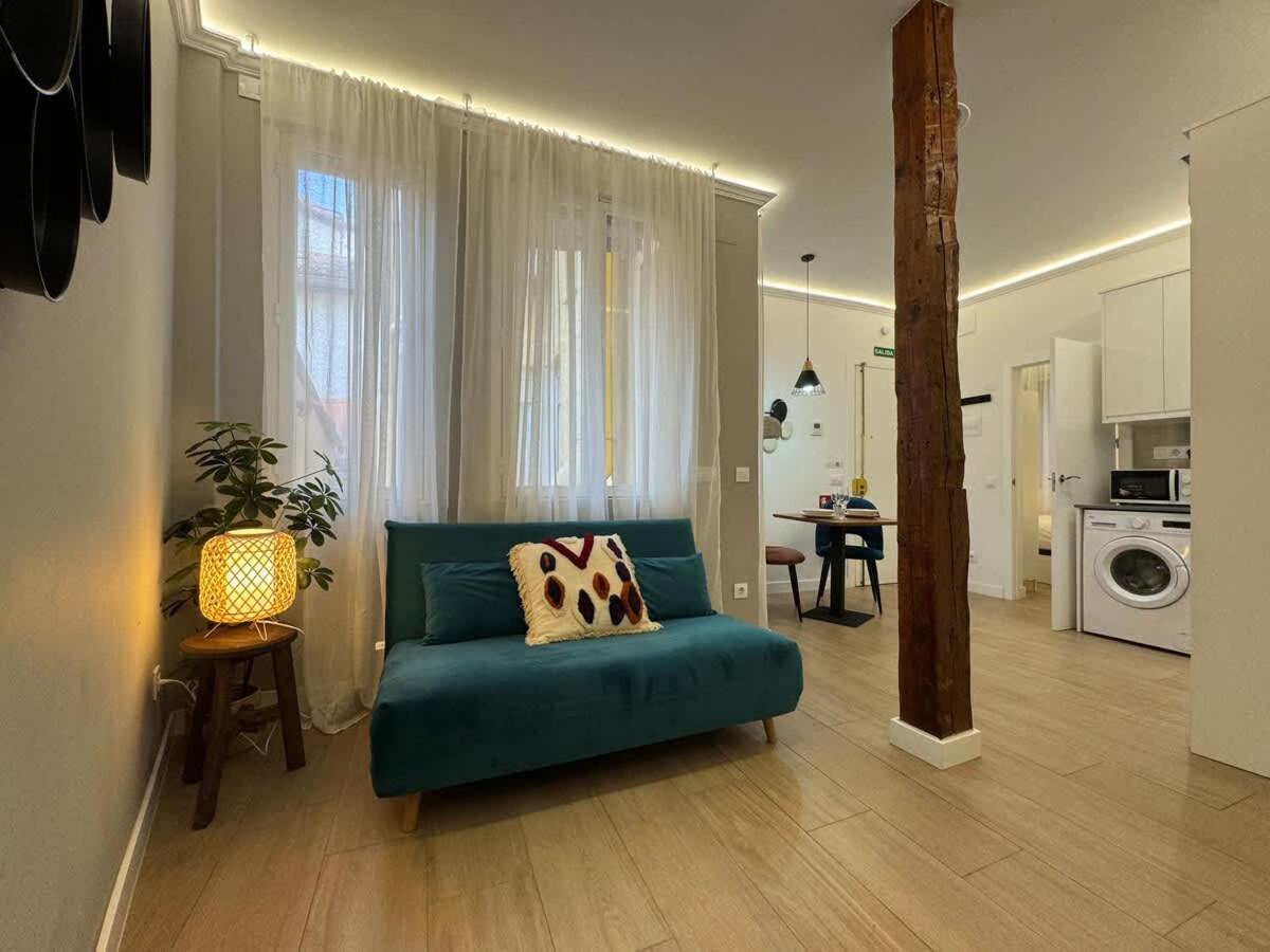 Plaza Mayor Cozy Private Apartment With Ac Madrid Eksteriør billede