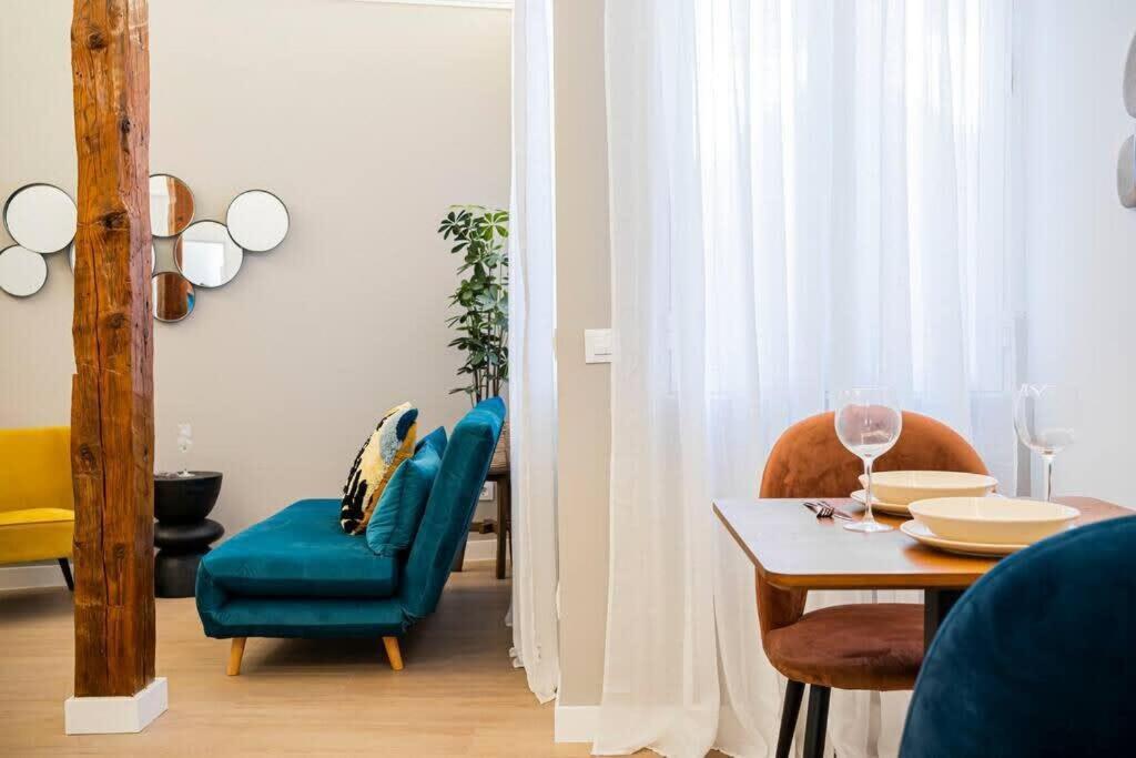 Plaza Mayor Cozy Private Apartment With Ac Madrid Eksteriør billede